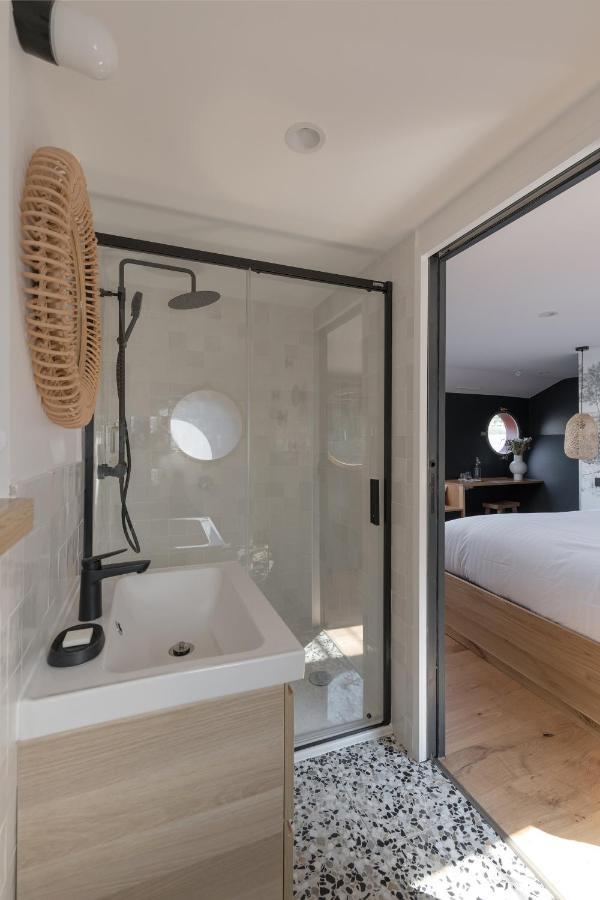La Peniche - Bed And Bicycle - Tournon Hotel Luaran gambar